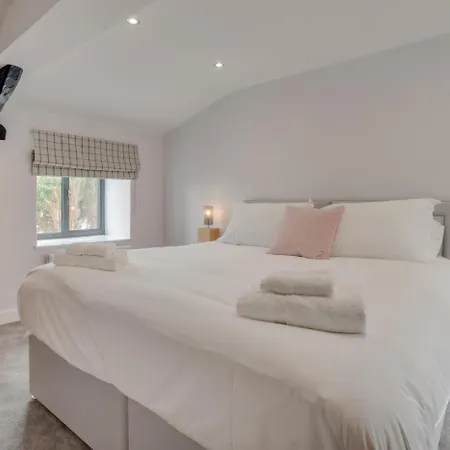 3 Bed In Burtersett Oc-ds1022 * ברייסון סיטי